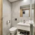 Apex *